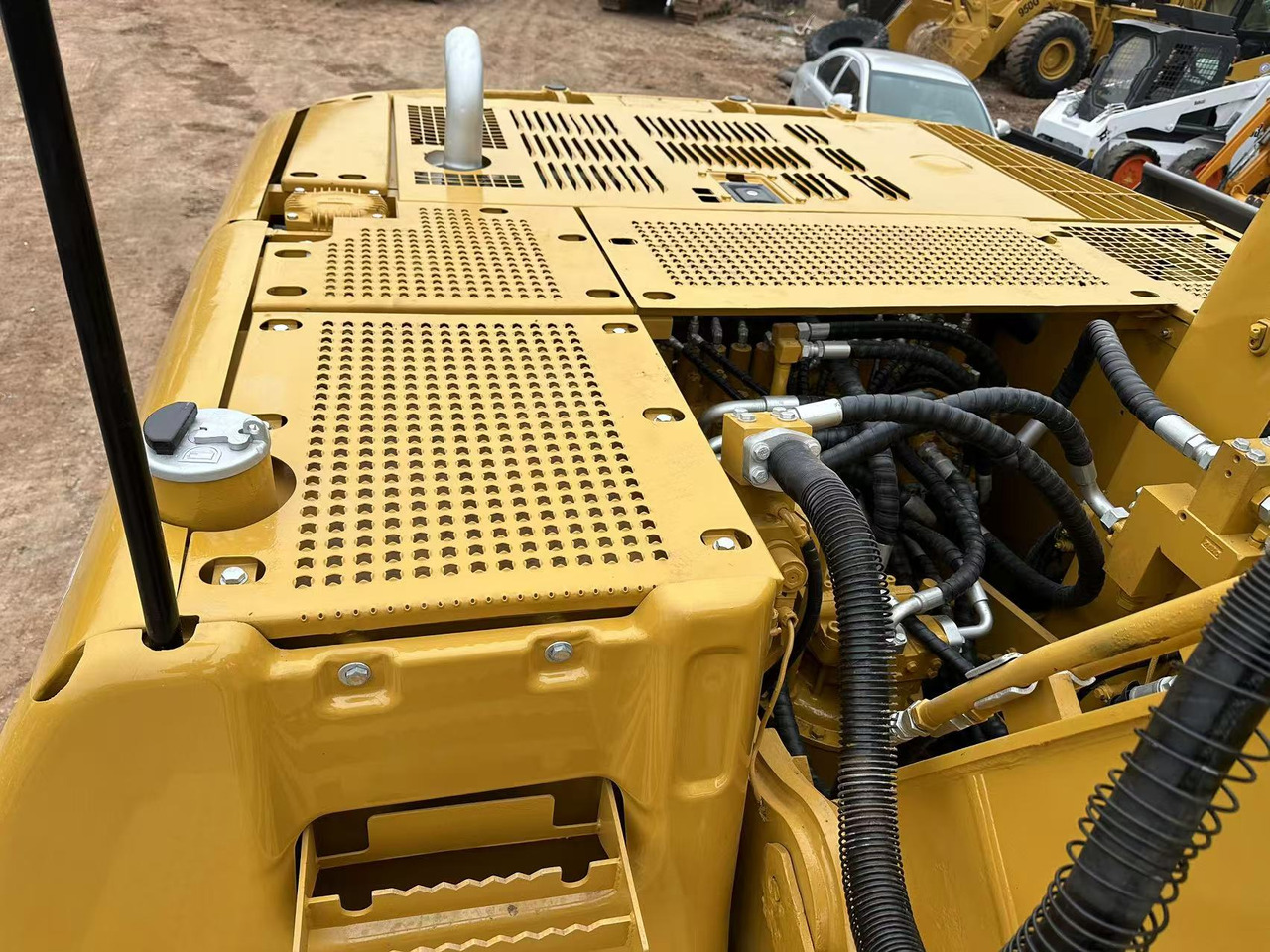 Crawler excavator CAT 320CL: picture 7
