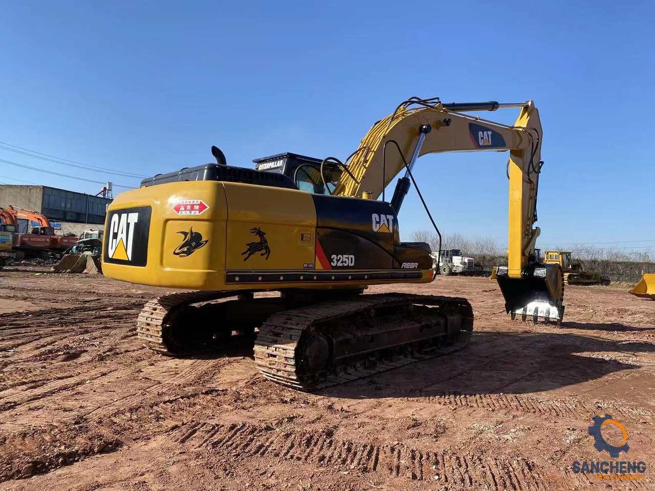 CAT 325D - Excavator: picture 4 CAT 325D - Excavator: picture 4