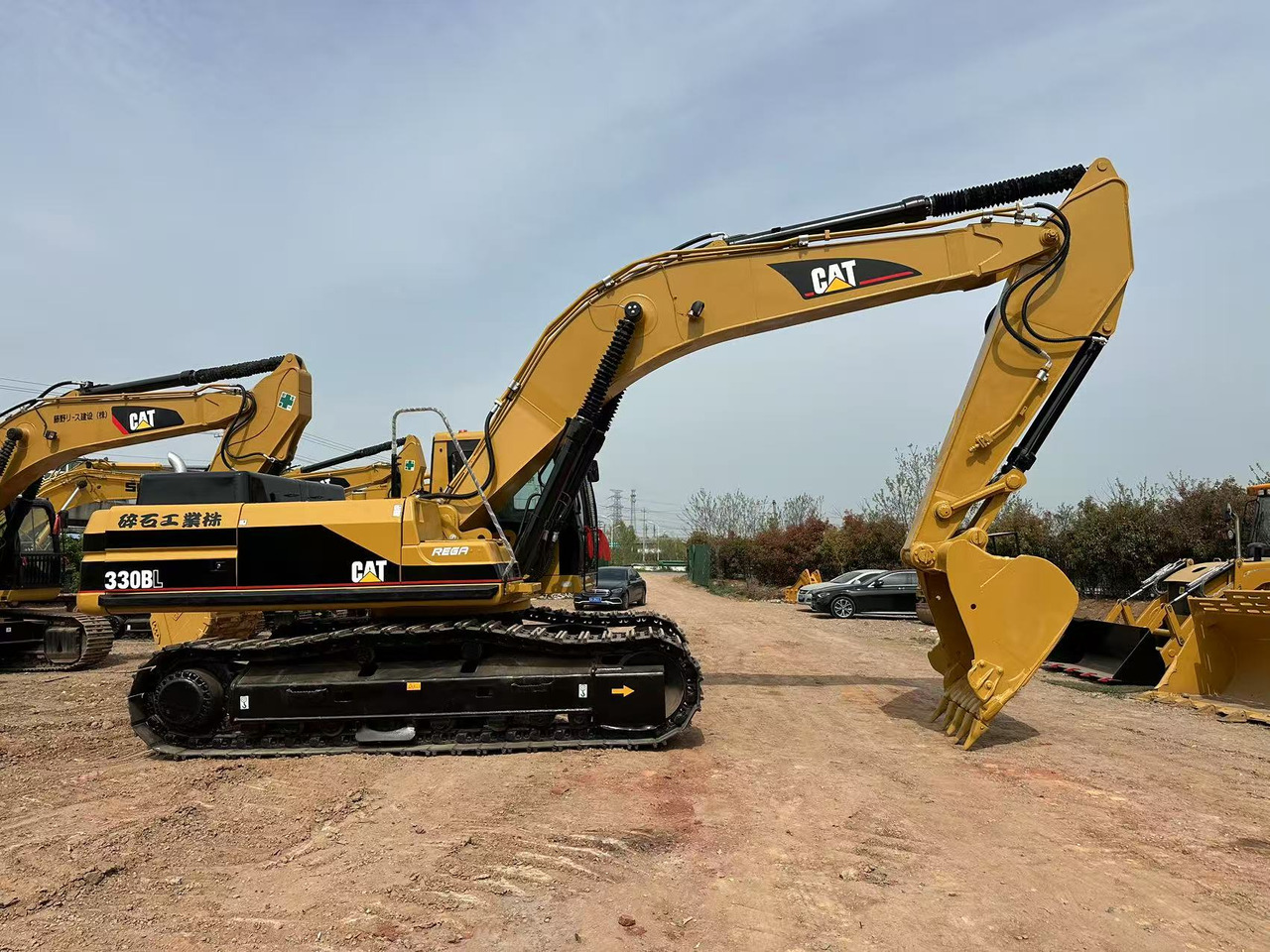 CAT 330BL - Crawler excavator: picture 2 CAT 330BL - Crawler excavator: picture 2