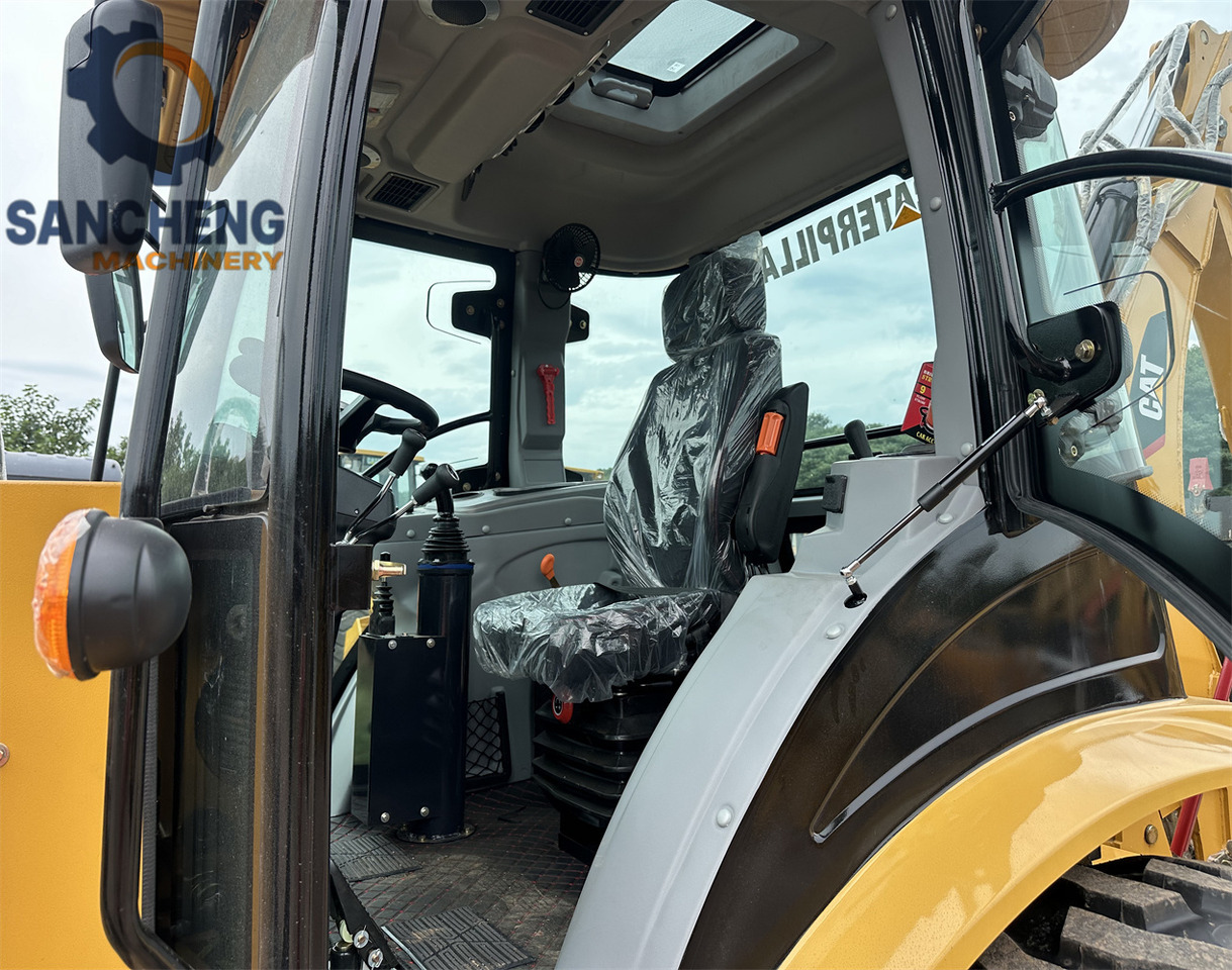 Backhoe loader CAT 432F: picture 7