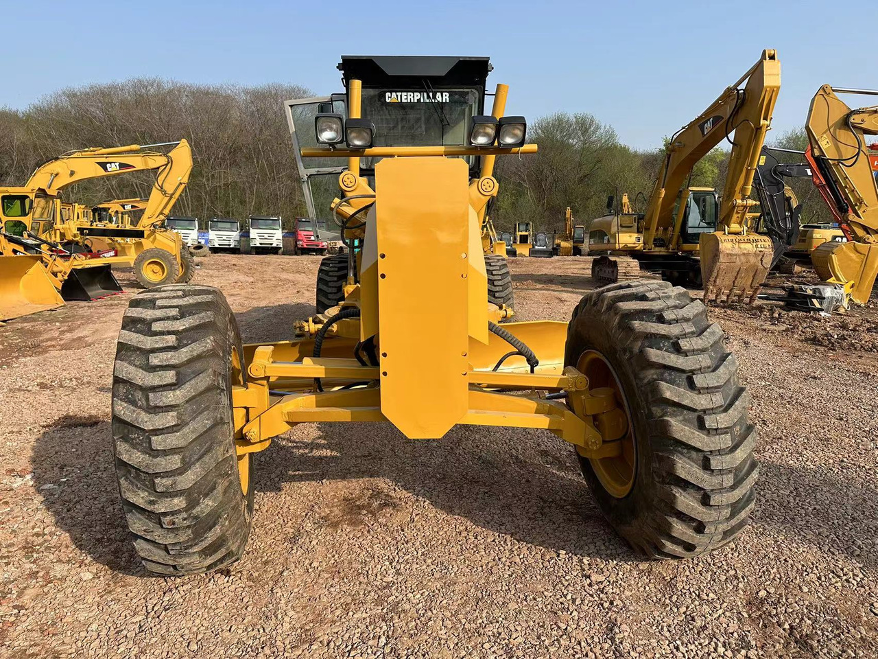 Grader CATERPILLAR 120H: picture 8
