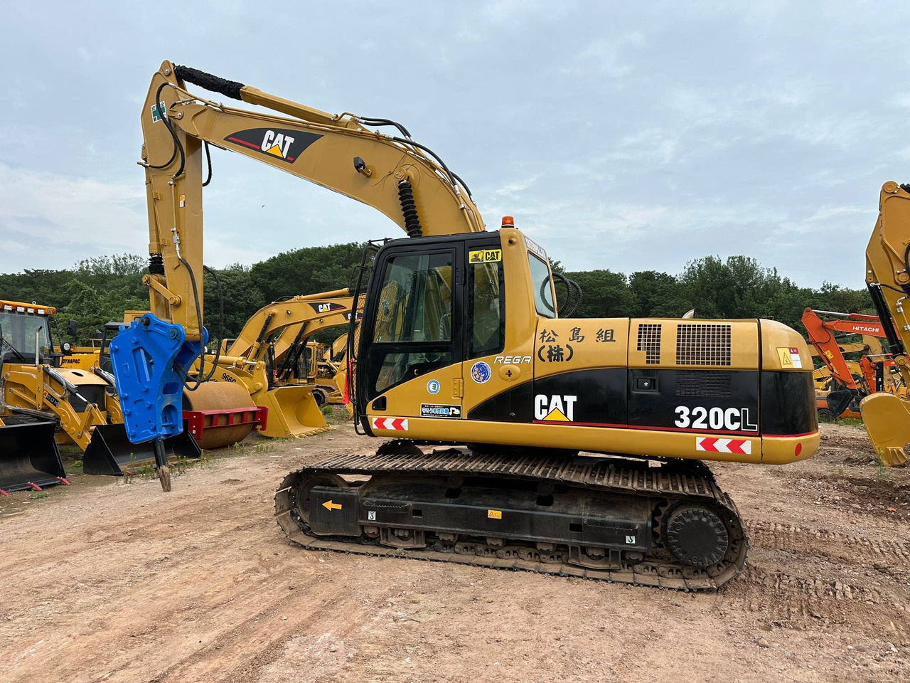 CATERPILLAR 320CL - Crawler excavator: picture 4 CATERPILLAR 320CL - Crawler excavator: picture 4