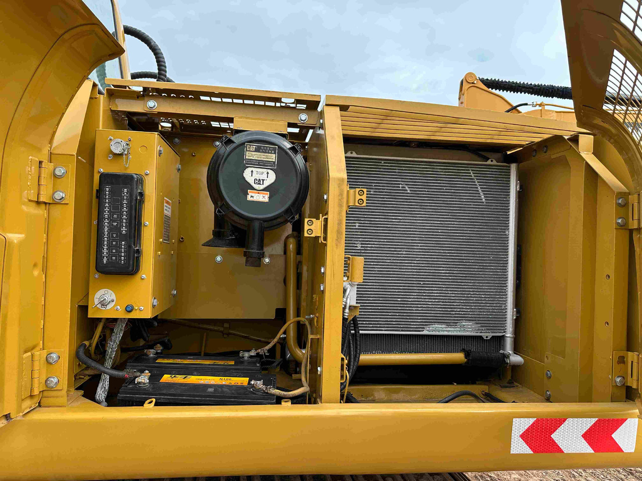 CATERPILLAR 320CL on lease CATERPILLAR 320CL: picture 8