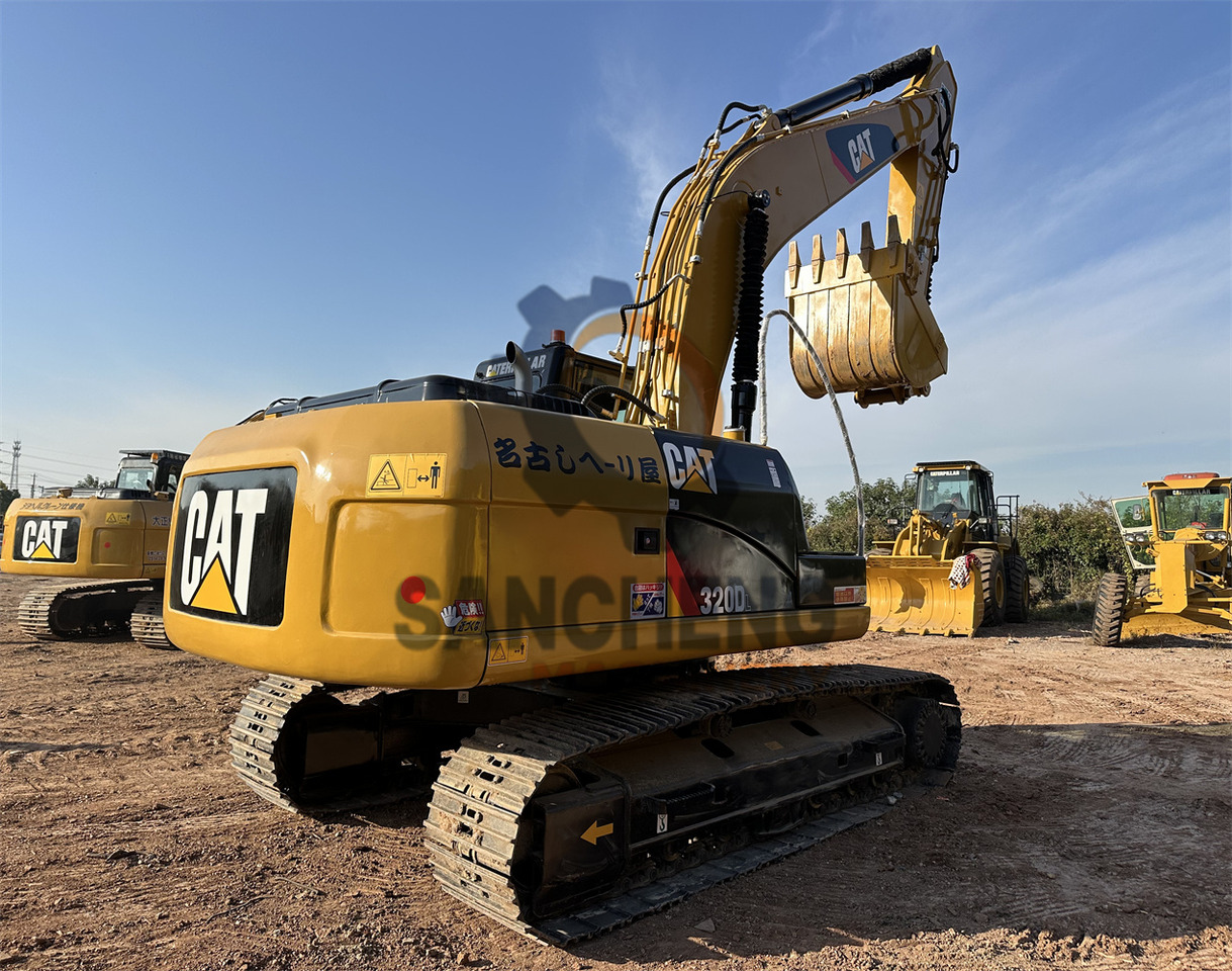 CATERPILLAR 320DL on lease CATERPILLAR 320DL: picture 8