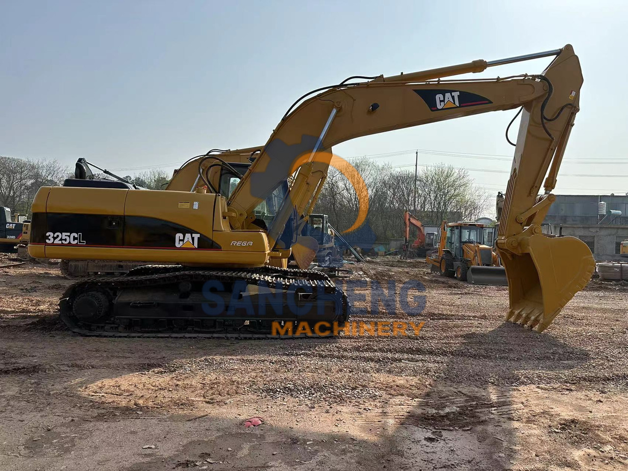 CATERPILLAR 325CL - Crawler excavator: picture 1 CATERPILLAR 325CL - Crawler excavator: picture 1