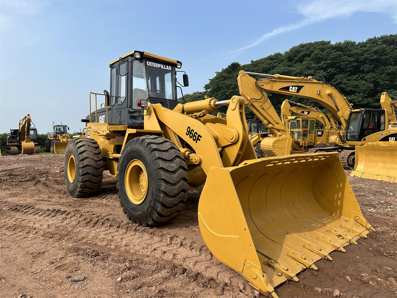 CATERPILLAR 966F - Wheel loader: picture 3 CATERPILLAR 966F - Wheel loader: picture 3