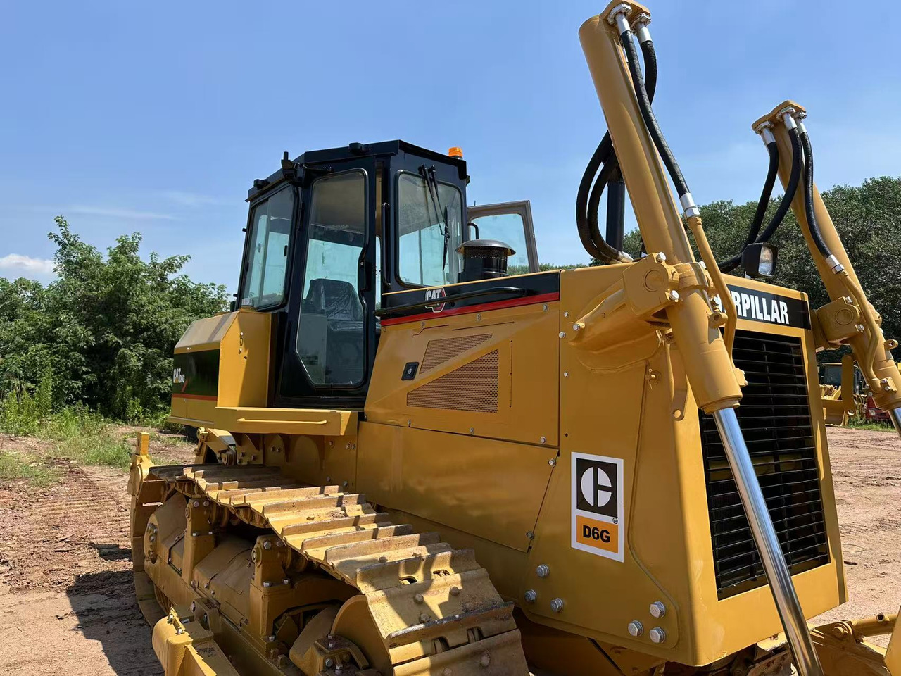 Bulldozer CATERPILLAR D6G: picture 6