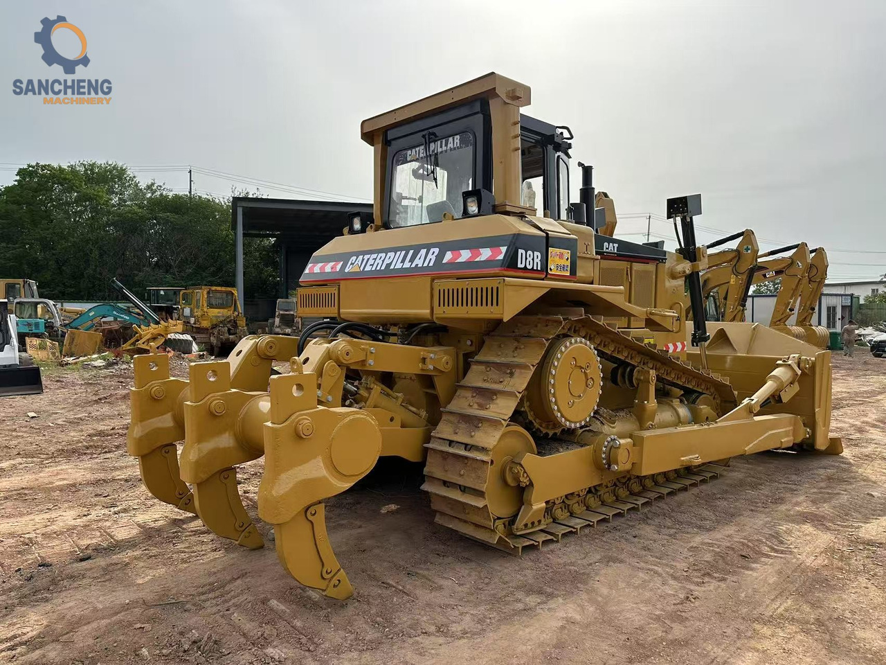Bulldozer CATERPILLAR D8R: picture 6