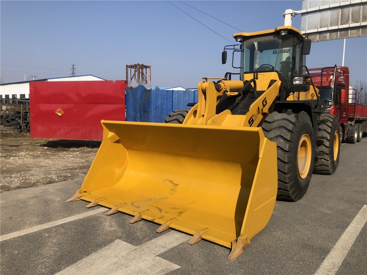 SDLG LG956L - Wheel loader: picture 5 SDLG LG956L - Wheel loader: picture 5