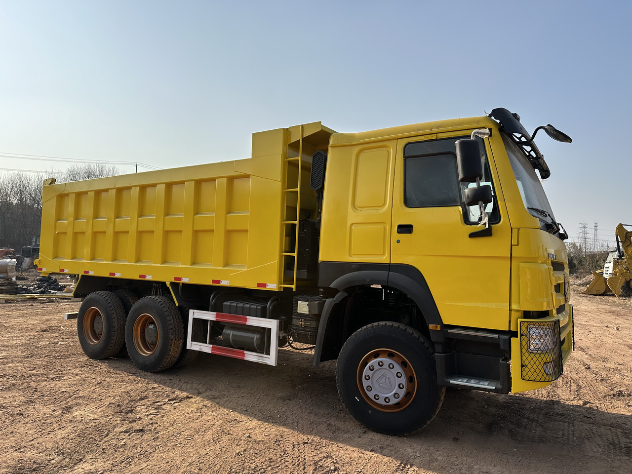 SINOTRUK HOWO 371 - Tipper: picture 3 SINOTRUK HOWO 371 - Tipper: picture 3