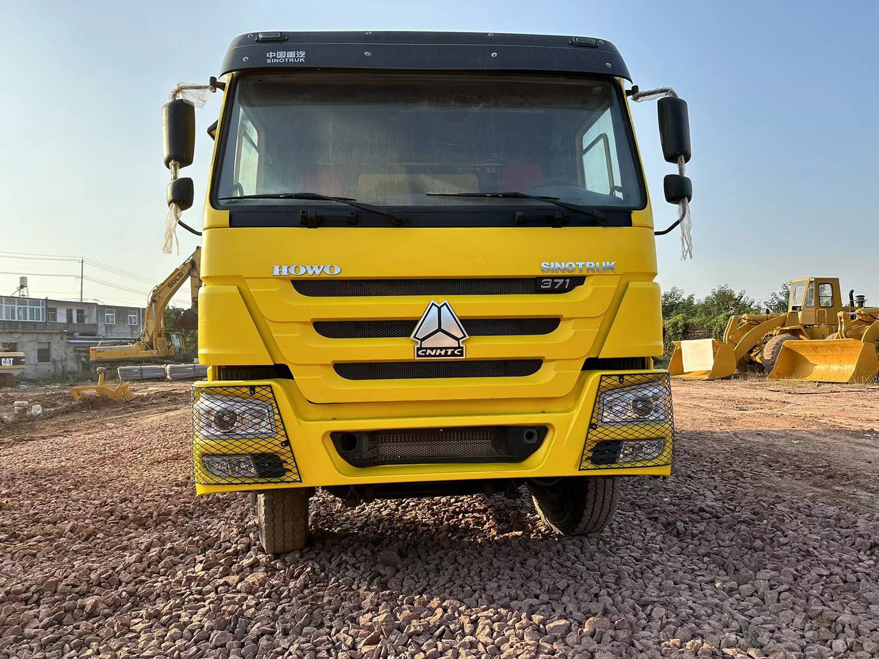 SINOTRUK HOWO 371 Dump Truck - Tipper: picture 5 SINOTRUK HOWO 371 Dump Truck - Tipper: picture 5