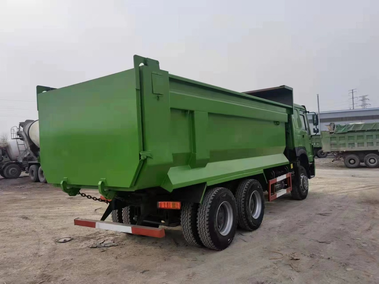 SINOTRUK Howo Dump truck 371 - Tipper: picture 5 SINOTRUK Howo Dump truck 371 - Tipper: picture 5