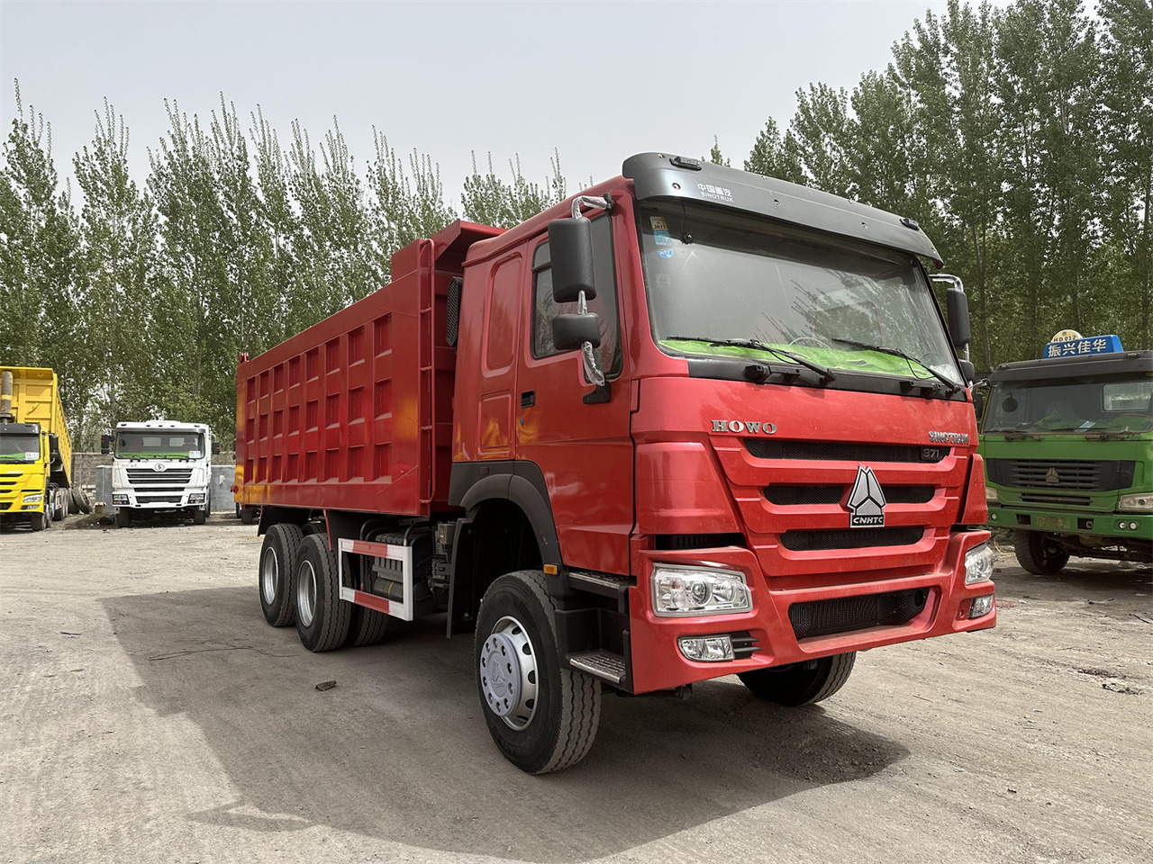 SINOTRUK Howo Dump truck 371 - Tipper: picture 2 SINOTRUK Howo Dump truck 371 - Tipper: picture 2