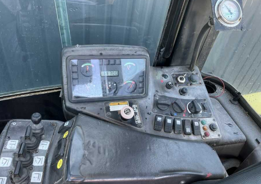 Diesel forklift Hyster H9.00XM: picture 6