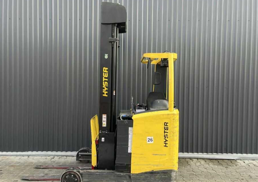 Hyster R2.0 - Reach truck: picture 2 Hyster R2.0 - Reach truck: picture 2