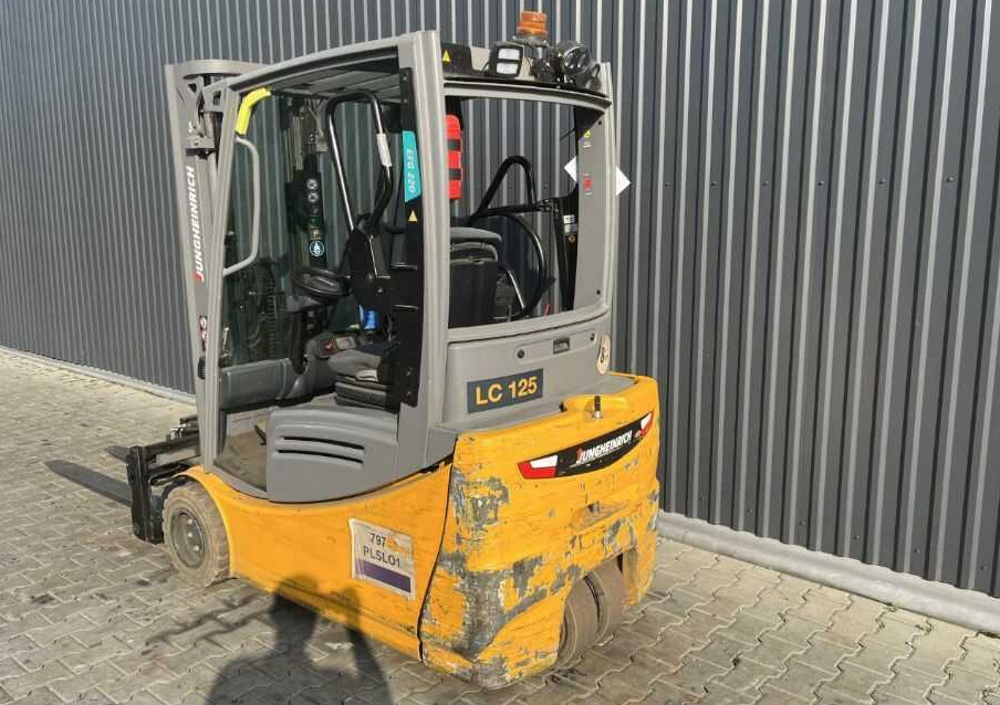 Jungheinrich EFG220 - Electric forklift: picture 3 Jungheinrich EFG220 - Electric forklift: picture 3