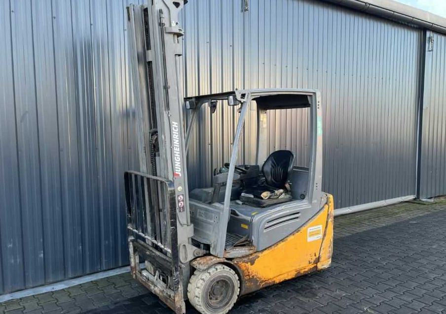 Jungheinrich EFG220 - Electric forklift: picture 1 Jungheinrich EFG220 - Electric forklift: picture 1