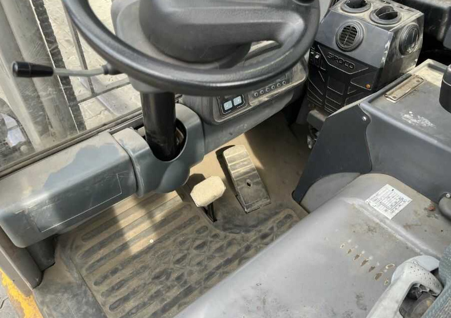 Electric forklift Jungheinrich EFG316k: picture 8