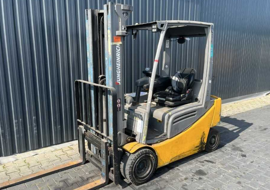 Jungheinrich EFG320 - Electric forklift: picture 1 Jungheinrich EFG320 - Electric forklift: picture 1