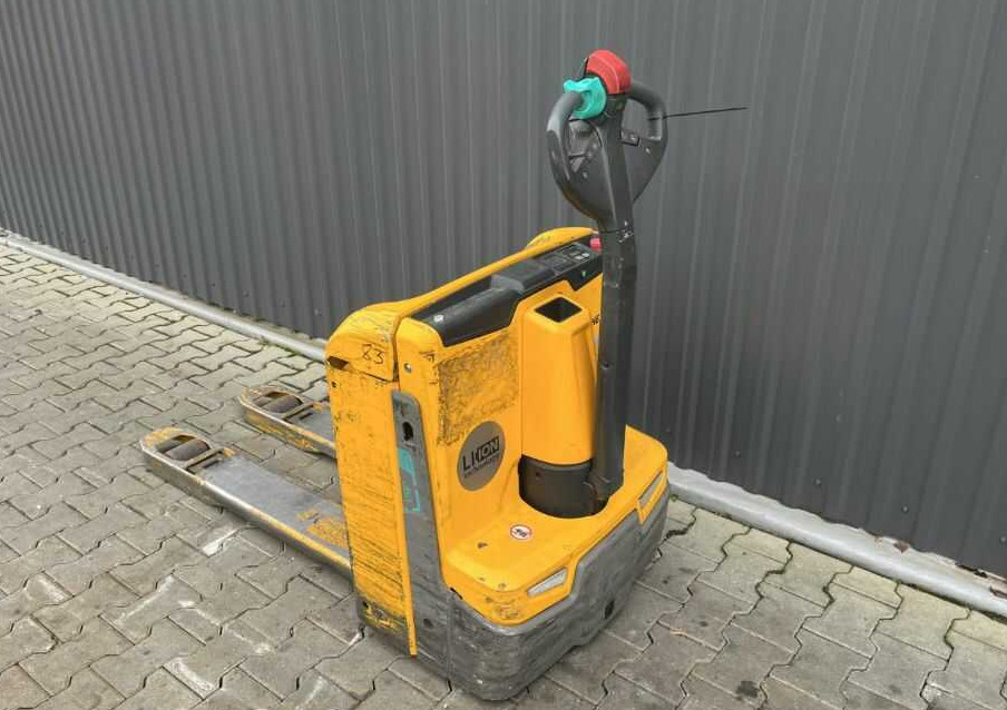 Jungheinrich EJE116 - Pallet truck: picture 3 Jungheinrich EJE116 - Pallet truck: picture 3