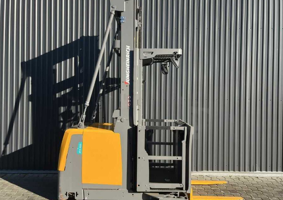 Jungheinrich EKS412s - Order picker: picture 2 Jungheinrich EKS412s - Order picker: picture 2