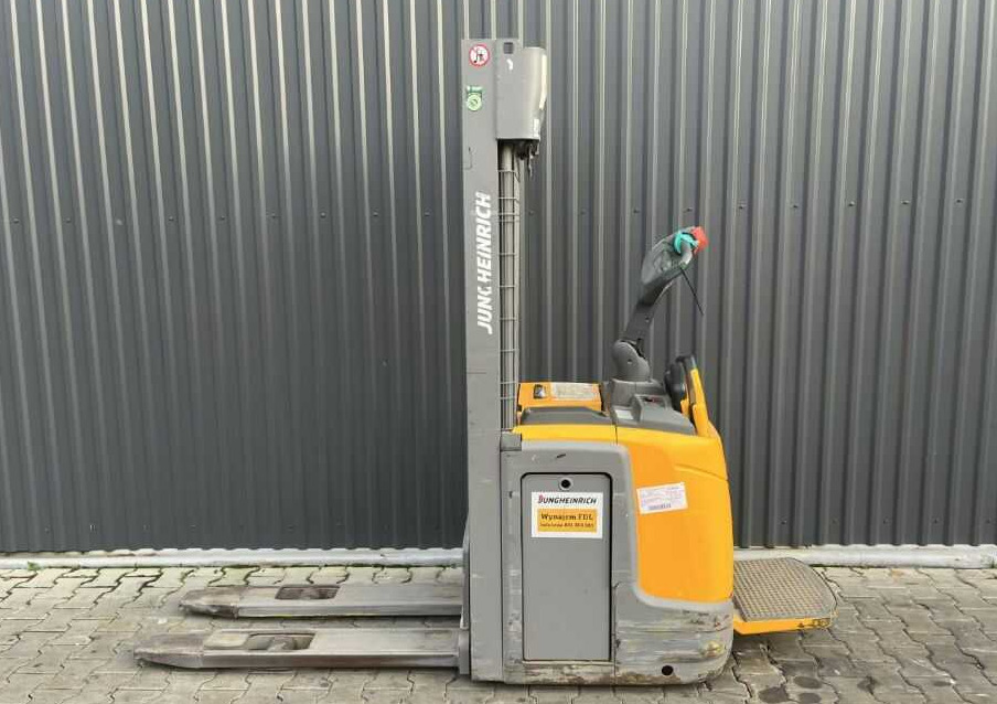 Jungheinrich ERC212 - Stacker: picture 2 Jungheinrich ERC212 - Stacker: picture 2