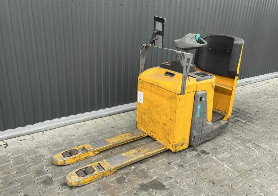 Jungheinrich ERE120 - Stacker: picture 1 Jungheinrich ERE120 - Stacker: picture 1