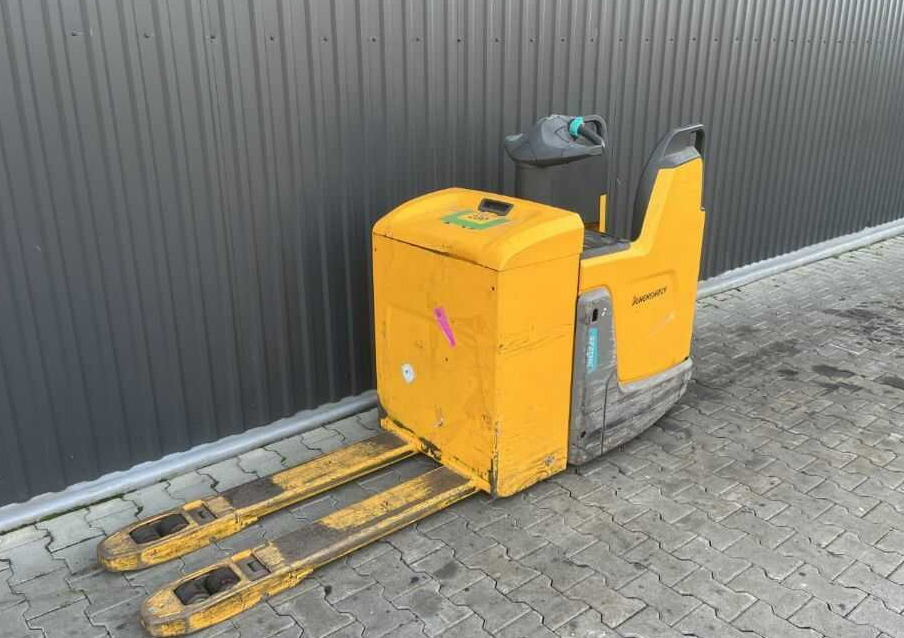 Jungheinrich ERE225 - Pallet truck: picture 1 Jungheinrich ERE225 - Pallet truck: picture 1