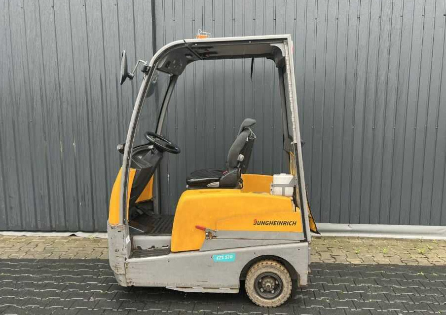 Jungheinrich EZS570 - Tow tractor: picture 2 Jungheinrich EZS570 - Tow tractor: picture 2