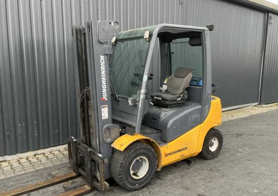 Jungheinrich TFG425 - LPG forklift: picture 1 Jungheinrich TFG425 - LPG forklift: picture 1