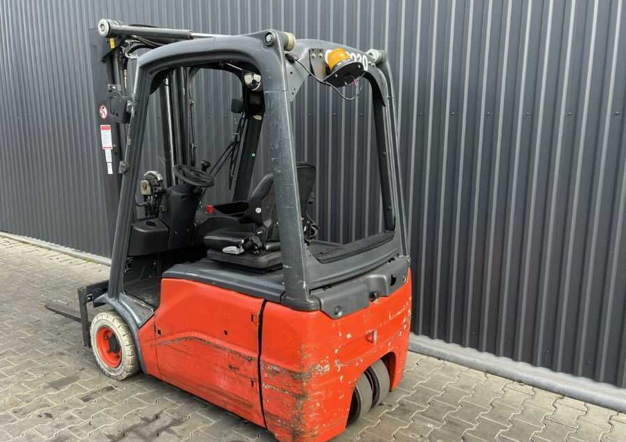 Linde E16-01 - Electric forklift: picture 3 Linde E16-01 - Electric forklift: picture 3