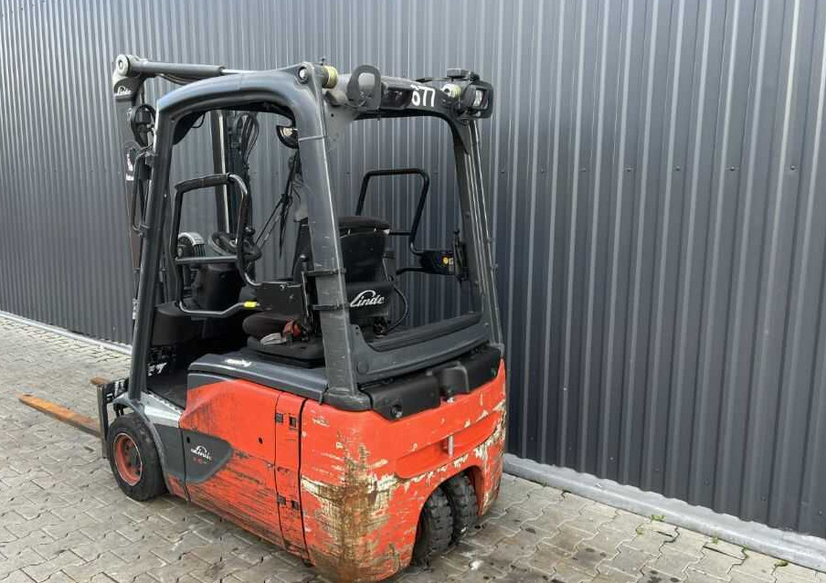 Linde E16-02 - Electric forklift: picture 3 Linde E16-02 - Electric forklift: picture 3