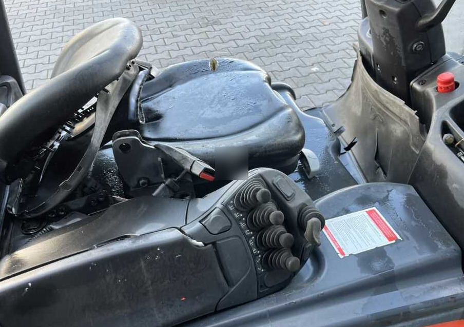 Linde E16-02 - Electric forklift: picture 5 Linde E16-02 - Electric forklift: picture 5