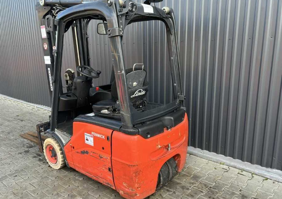 Linde E16C-01 - Electric forklift: picture 3 Linde E16C-01 - Electric forklift: picture 3