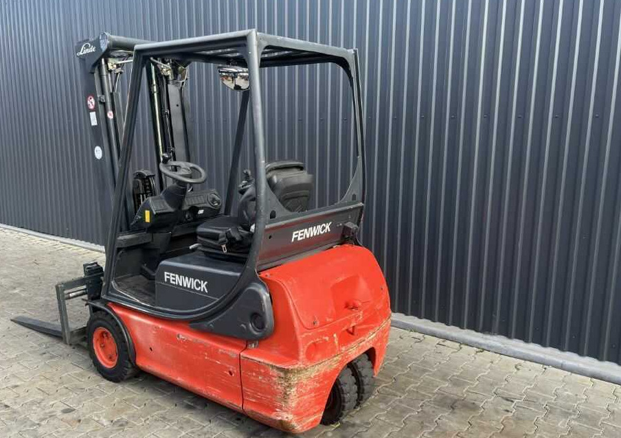 Linde E16C-01 - Electric forklift: picture 3 Linde E16C-01 - Electric forklift: picture 3