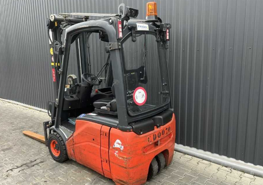 Linde E16C-01 - Electric forklift: picture 3 Linde E16C-01 - Electric forklift: picture 3