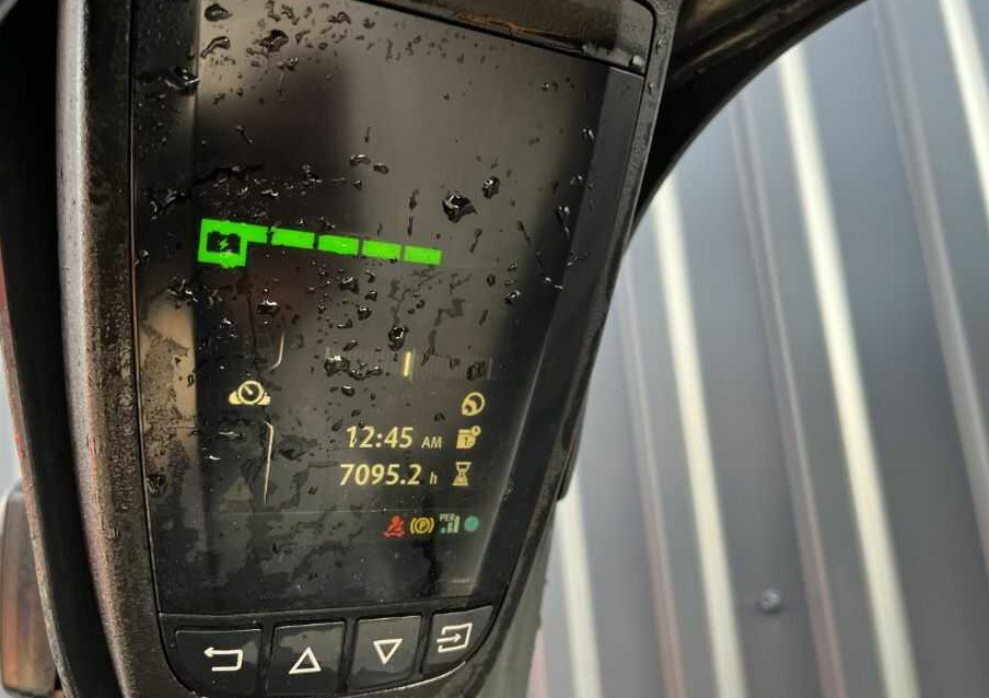 Linde E16C-02 - Electric forklift: picture 5 Linde E16C-02 - Electric forklift: picture 5