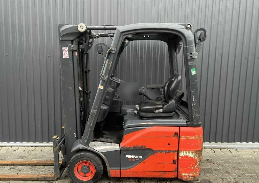Linde E16C-02 - Electric forklift: picture 2 Linde E16C-02 - Electric forklift: picture 2