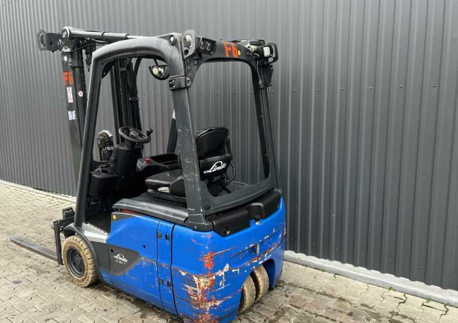Linde E16C-02 - Electric forklift: picture 3 Linde E16C-02 - Electric forklift: picture 3