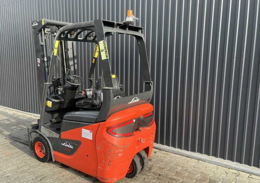 Linde E16C - Electric forklift: picture 3 Linde E16C - Electric forklift: picture 3