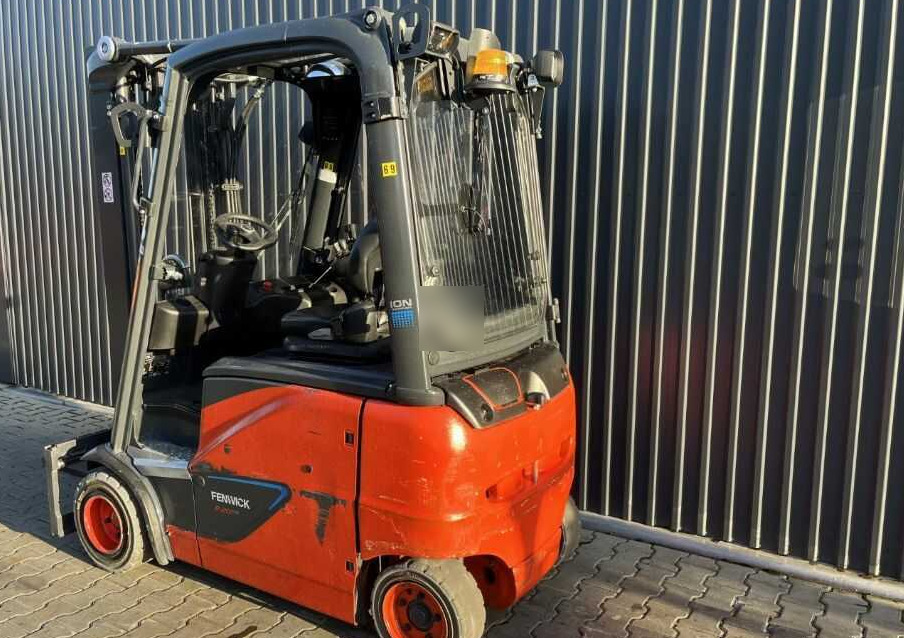 Linde E20PH-02 - Electric forklift: picture 3 Linde E20PH-02 - Electric forklift: picture 3