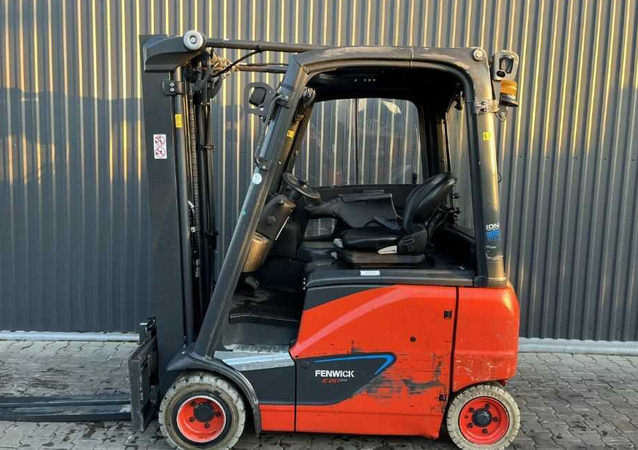Linde E20PH-02 - Electric forklift: picture 2 Linde E20PH-02 - Electric forklift: picture 2