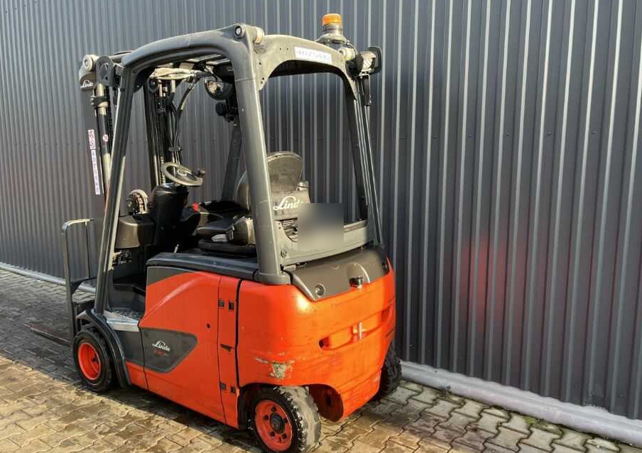 Linde E20PH-02 - Electric forklift: picture 3 Linde E20PH-02 - Electric forklift: picture 3