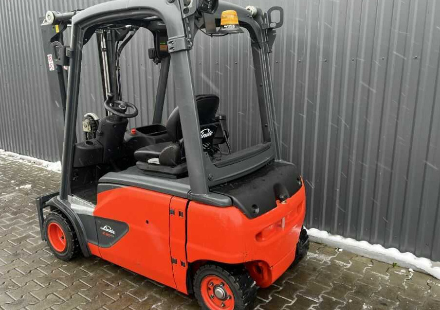 Linde E20PL-02 - Electric forklift: picture 3 Linde E20PL-02 - Electric forklift: picture 3