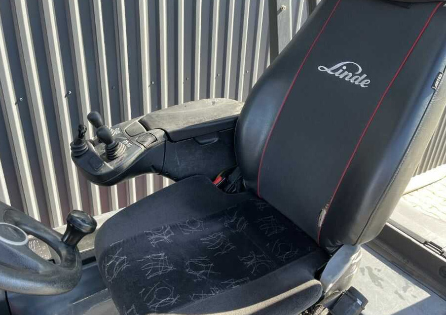 Electric forklift Linde E35RHL-01: picture 9