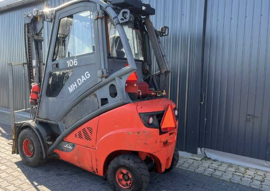 Linde H25D-02/600 - Diesel forklift: picture 3 Linde H25D-02/600 - Diesel forklift: picture 3