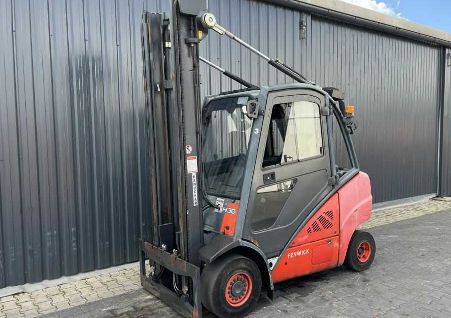 Linde H30D-01 - Diesel forklift: picture 1 Linde H30D-01 - Diesel forklift: picture 1