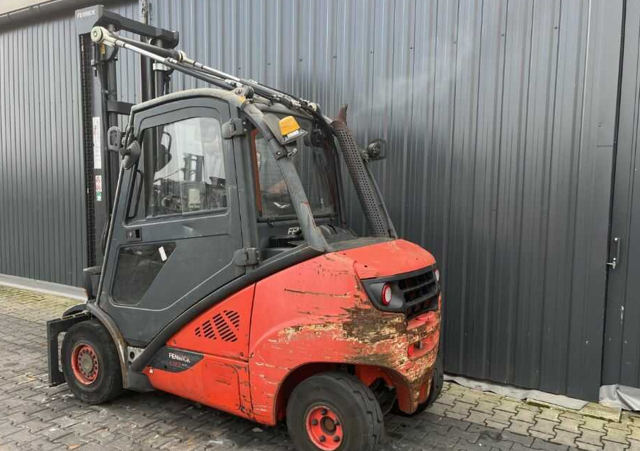 Linde H35D-02 - Diesel forklift: picture 3 Linde H35D-02 - Diesel forklift: picture 3