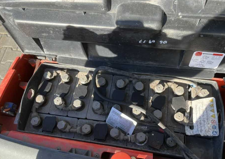 Linde L12L - Stacker: picture 4 Linde L12L - Stacker: picture 4