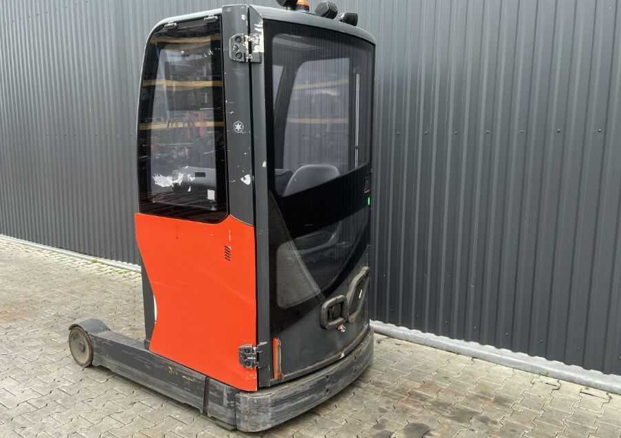 Linde R14-01 - Reach truck: picture 3 Linde R14-01 - Reach truck: picture 3